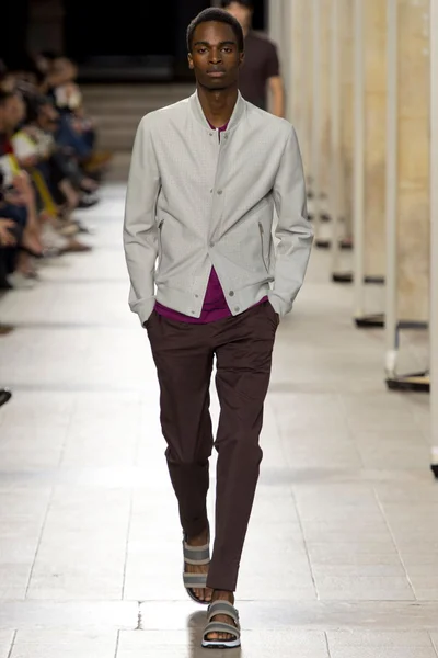 Look 36